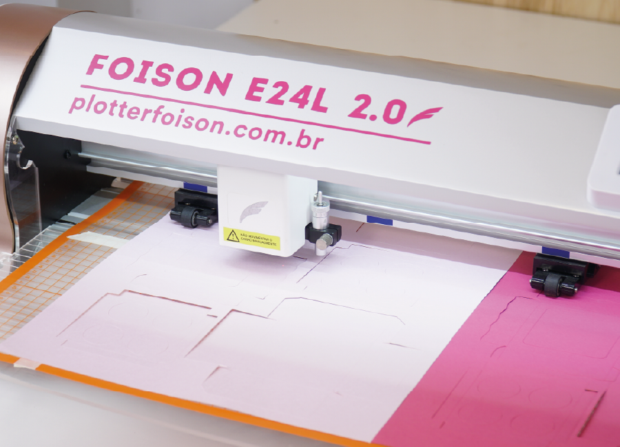 Leitura manual: 5 vantagens arrasadoras desta plotter de recorte